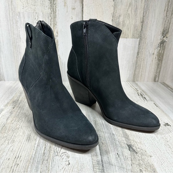 NEW Lucky Brand Loxona Black Leather Block Heel Ankle Boots #1033 - Picture 8 of 13